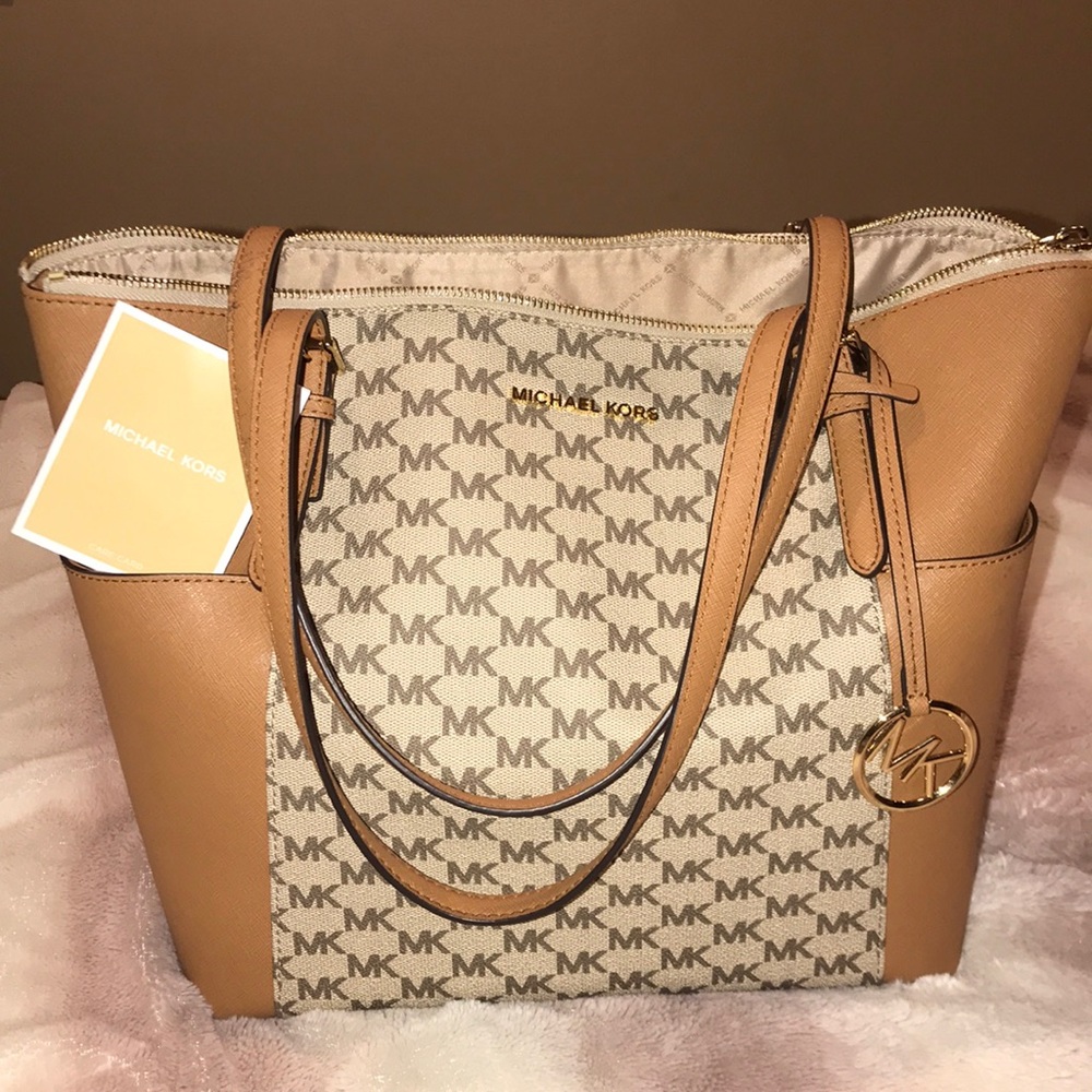 Michael Kors purse